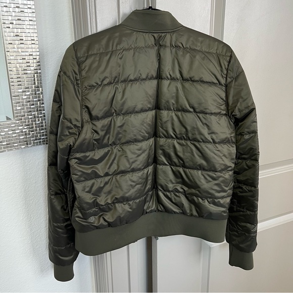 LULULEMON NON STOP BOMBER SIZE 6 DARK OLIVE REVERSIBLE JACKET - Picture 2 of 6